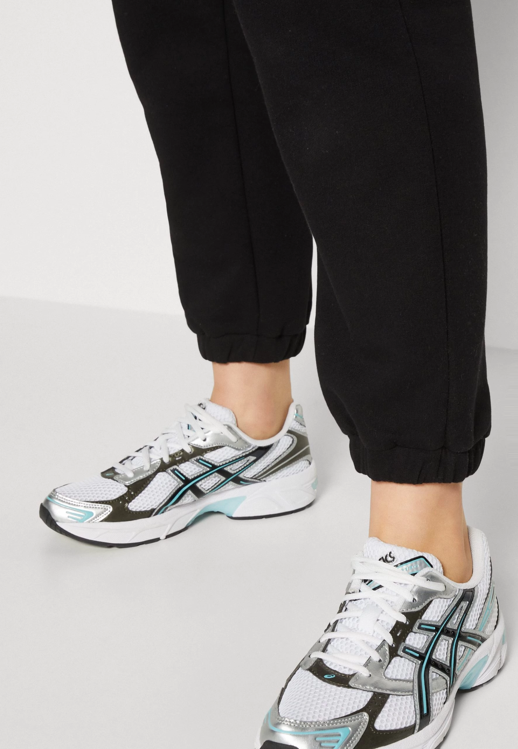 Ellesse Jigono - Tracksuit Bottoms - Black - Image 6