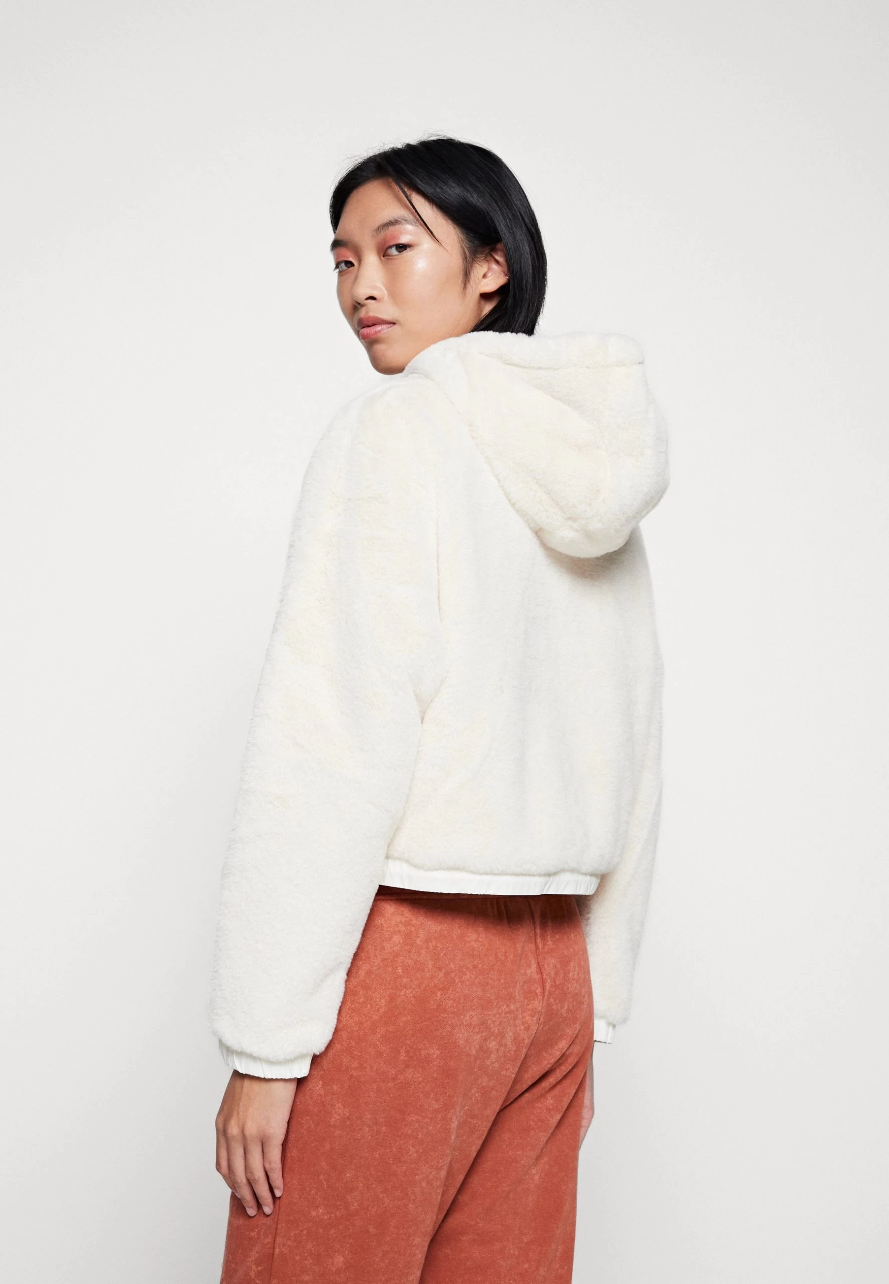 Ellesse Reidi - Summer Jacket - Off-White - Image 3