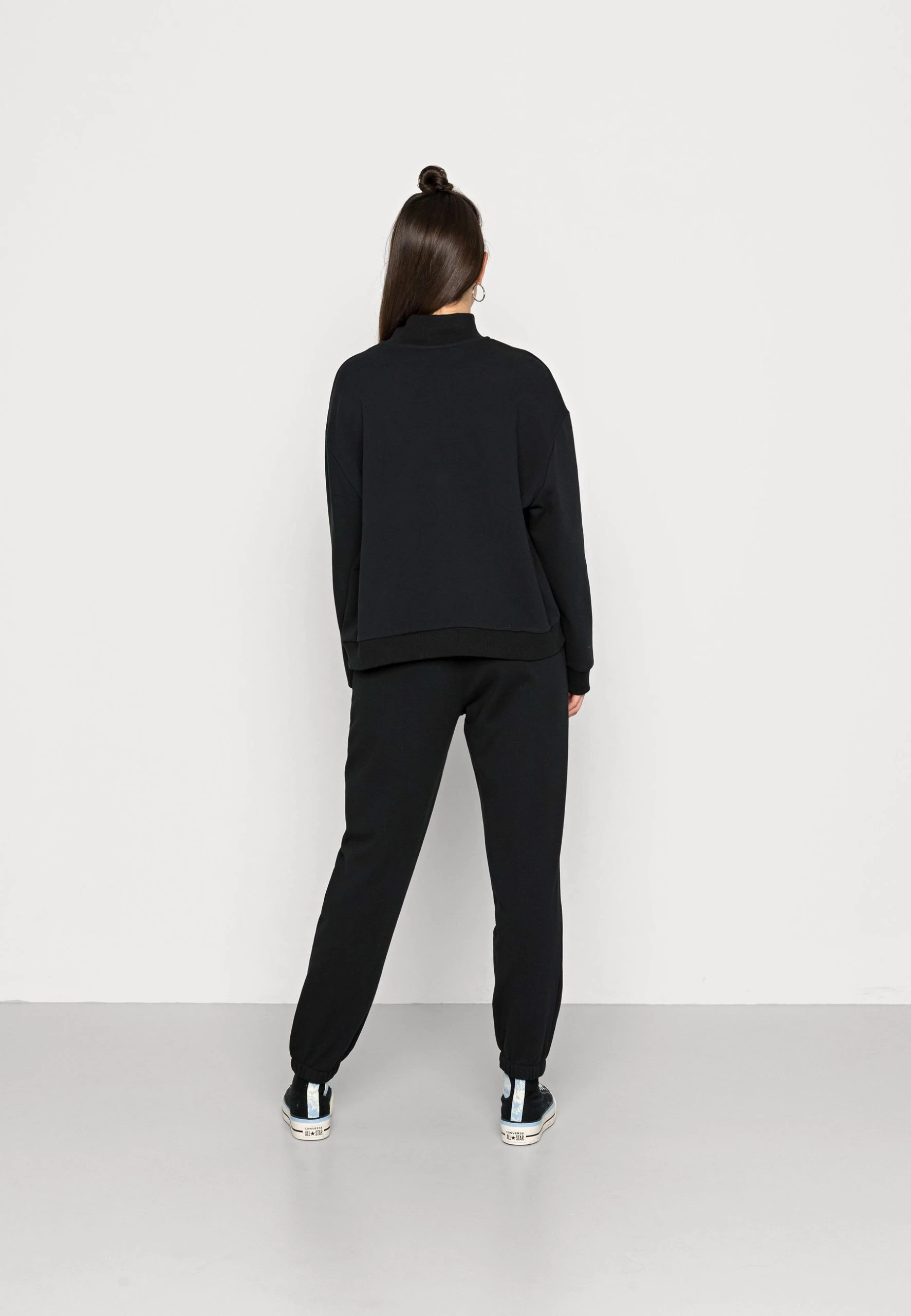 Ellesse Novu Suit - Sweatshirt - Washed Black - Image 3