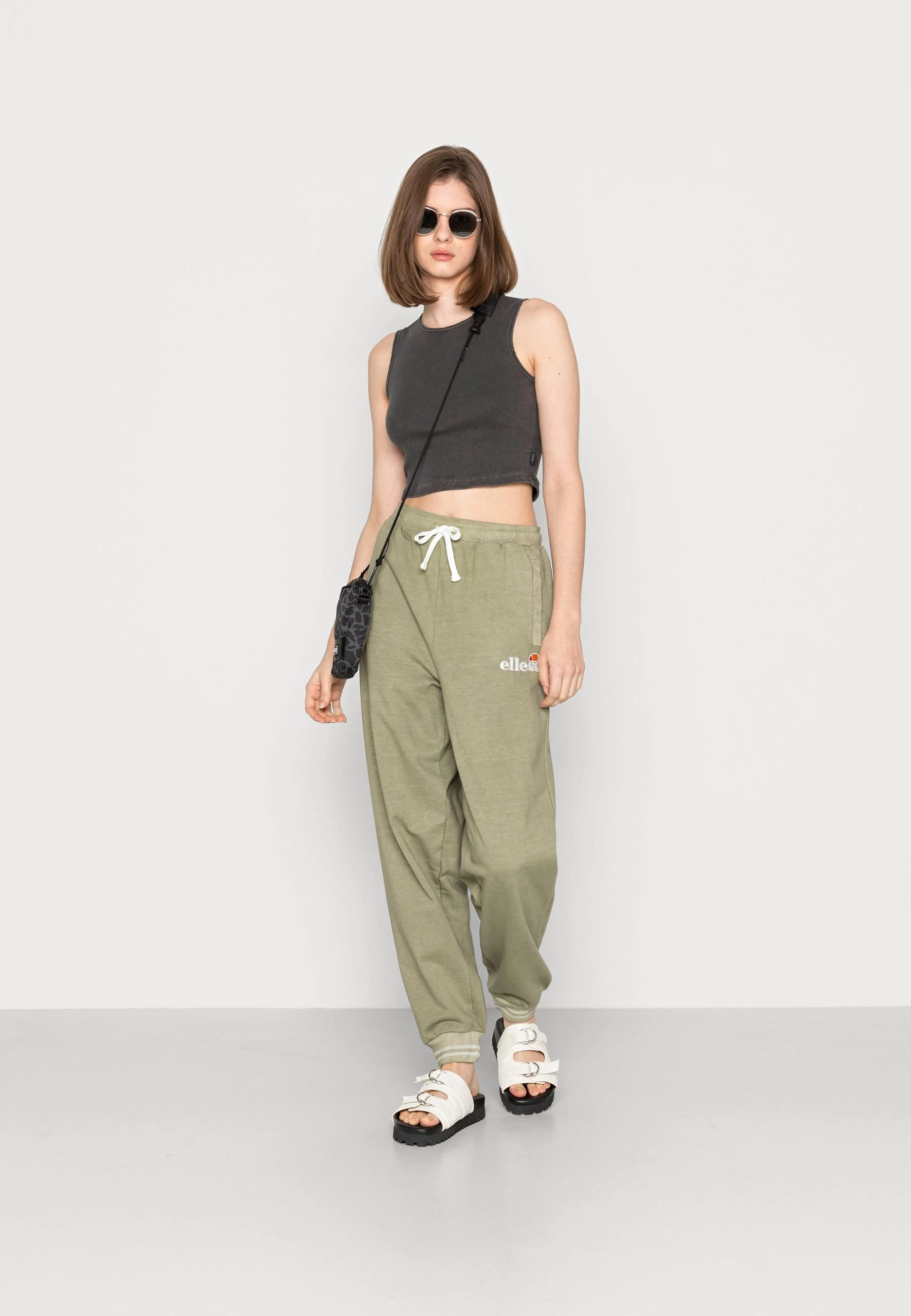 Ellesse Crysanthemum Jogger - Tracksuit Bottoms - Image 2