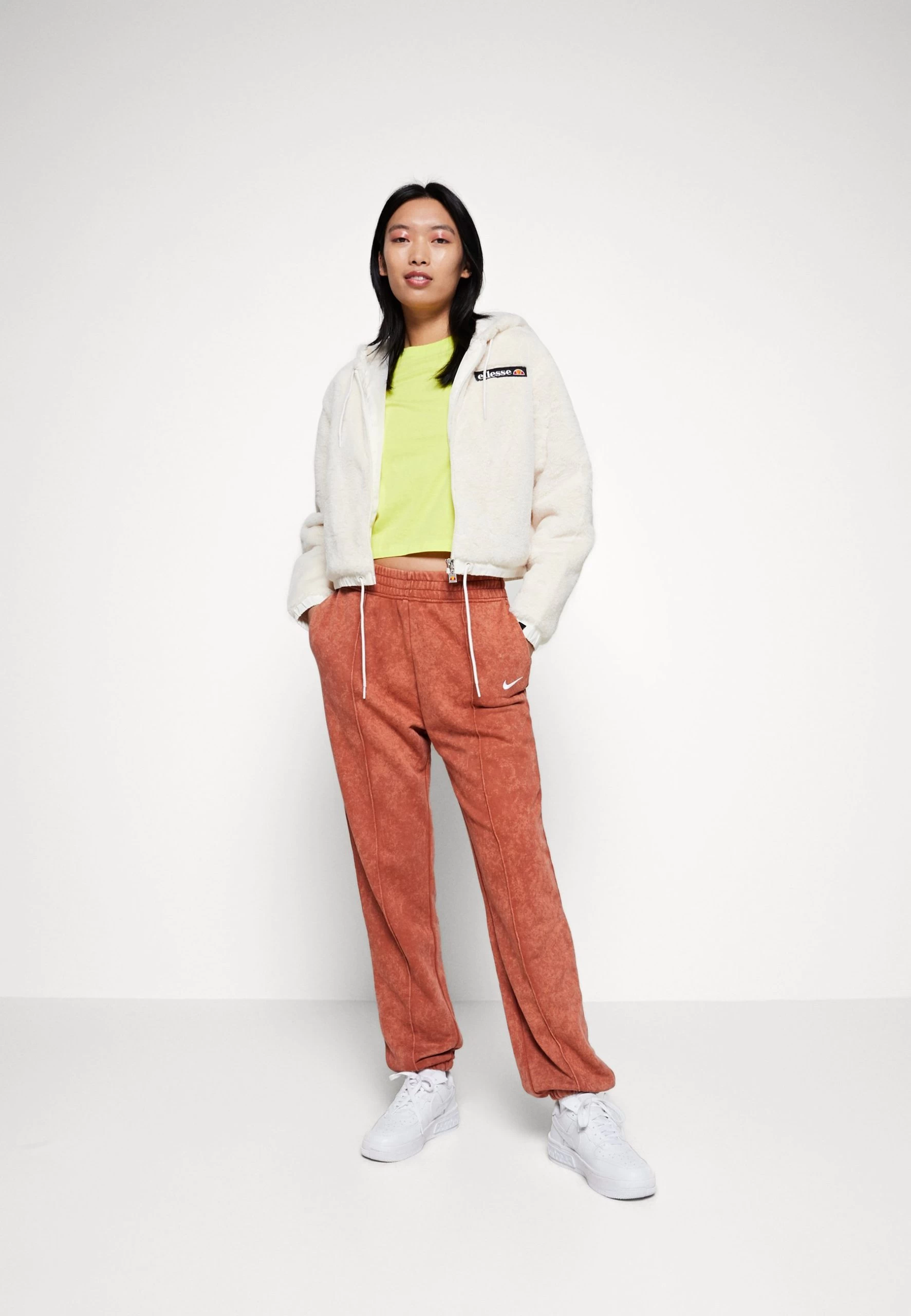Ellesse Reidi - Summer Jacket - Off-White - Image 2