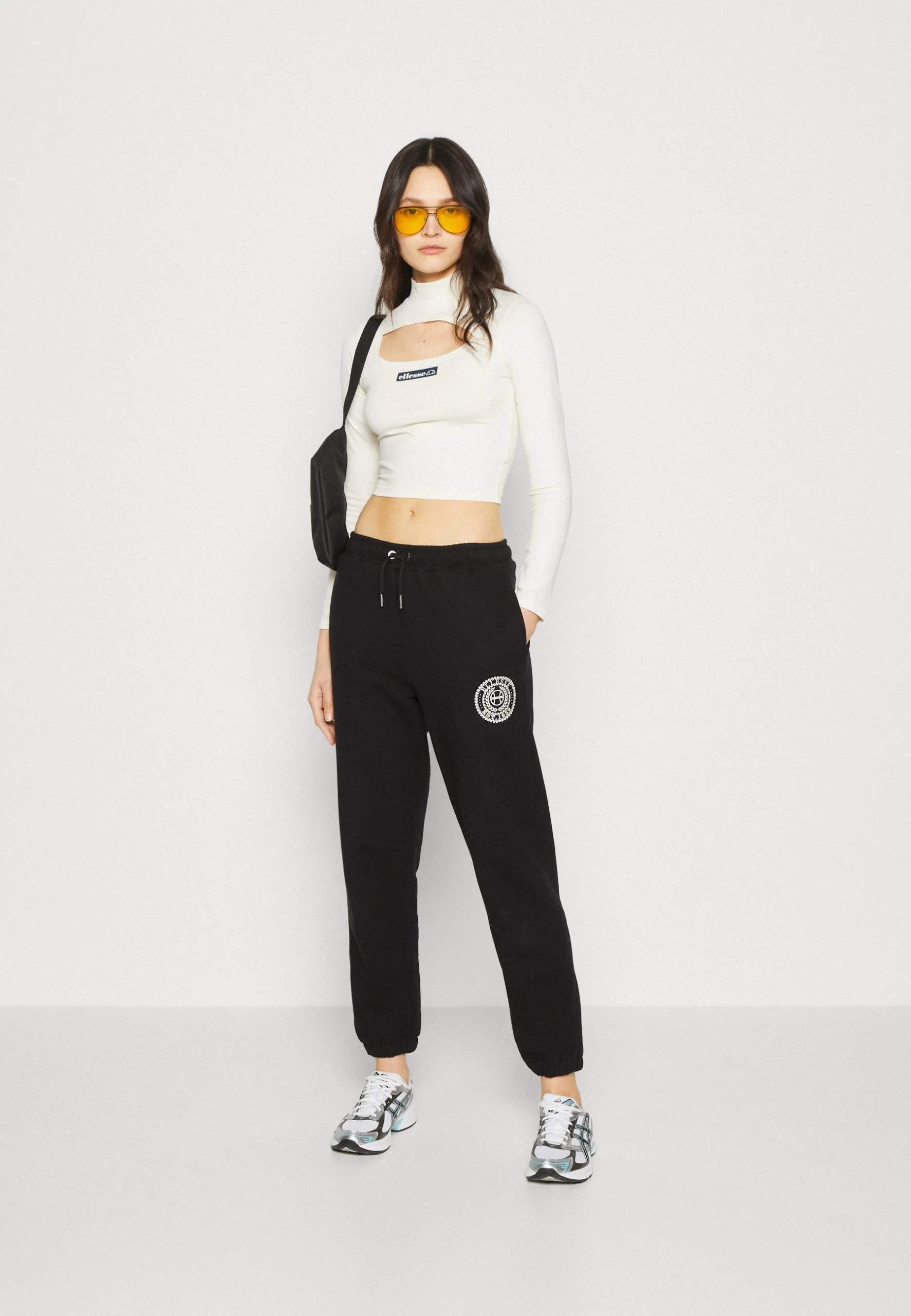 Ellesse Jigono - Tracksuit Bottoms - Black - Image 2